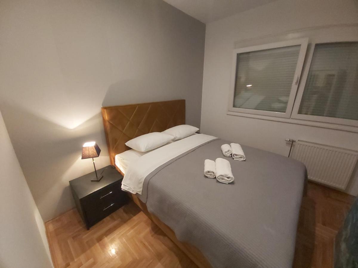 Apartment Nikirent Banja Luka Extérieur photo