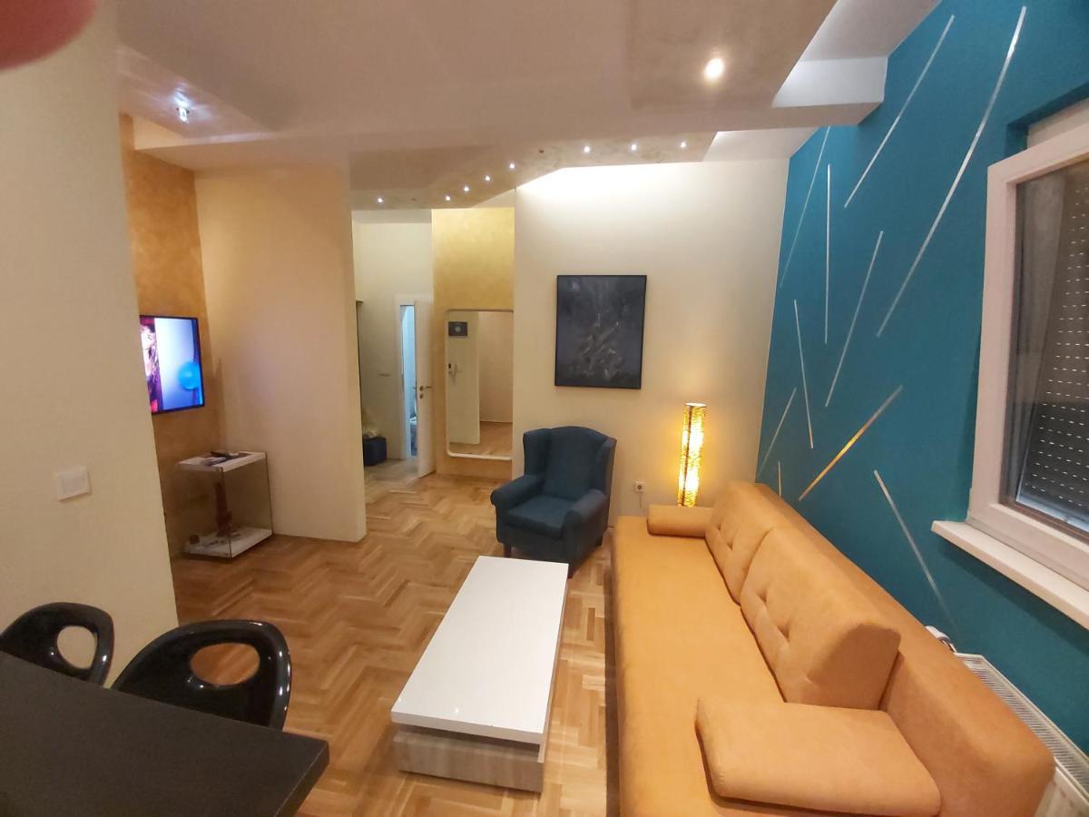 Apartment Nikirent Banja Luka Extérieur photo